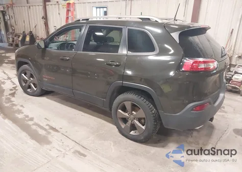 2016 Jeep Cherokee 75Th Anniversary from USA, damaged, VIN 1C4PJMCS9GW310140